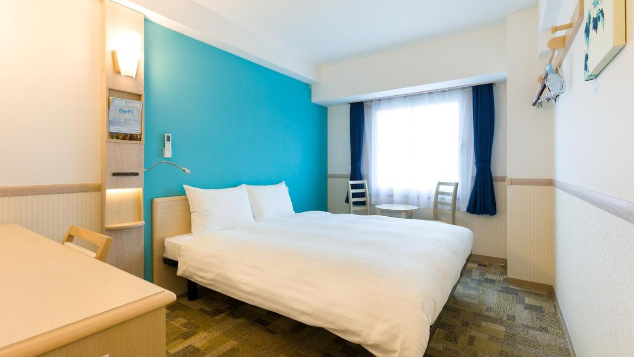 Toyoko Inn Shiki Eki Higashi Guchi Ruang foto